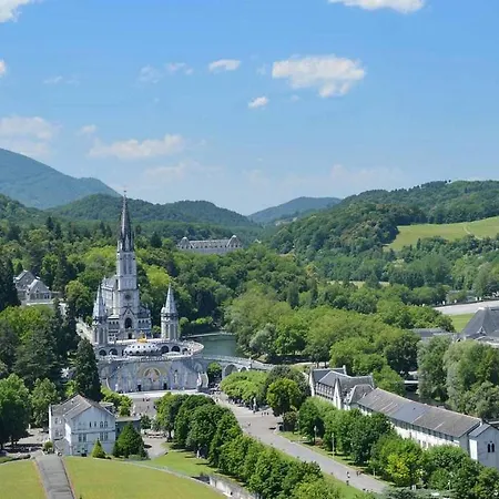 Family Saint Vincent - Studio 2 Pers - 100M Gare Lourdes - Wifi Exterior photo